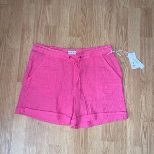 NWT Da-sh Hot Pink 100% Cotton 5” Inseam Shorts Size Medium